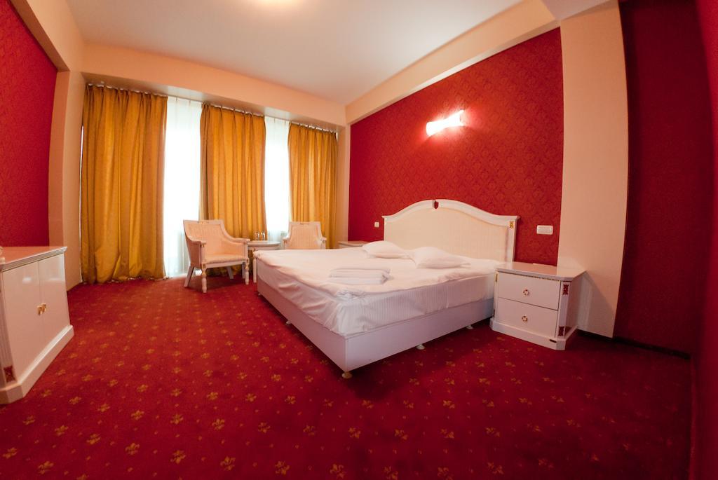 Complex Aristrocratos Hotel Mamaia Bilik gambar