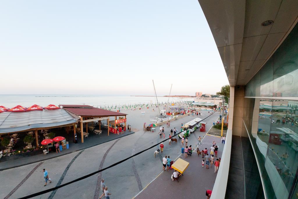 Complex Aristrocratos Hotel Mamaia Luaran gambar
